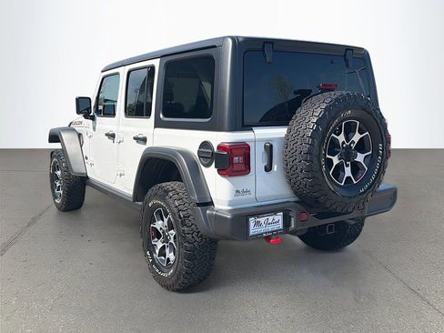 Used 2022 Jeep Wrangler Unlimited Rubicon w/ LED Lighting Group AWD/4WD image 6