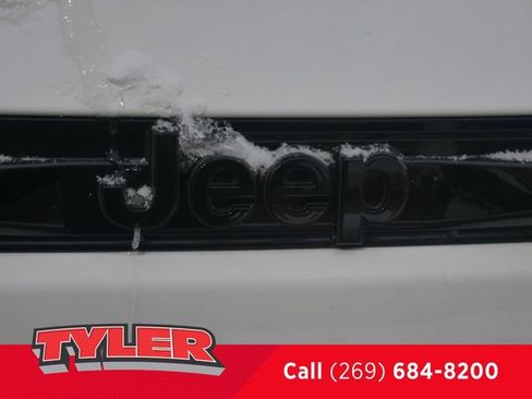 New 2026 Jeep Grand Cherokee Limited AWD/4WD image 14