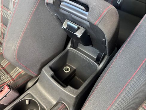 Used 2016 Volkswagen GTI S FWD image 26