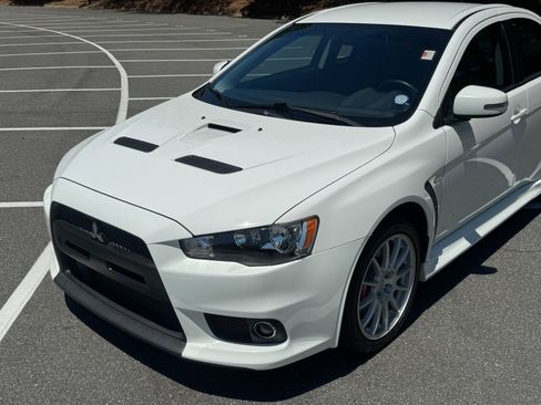Used 2015 Mitsubishi Lancer Evolution GSR AWD/4WD image 18