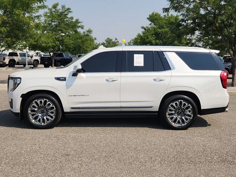 Used 2023 GMC Yukon Denali Ultimate AWD/4WD image 43