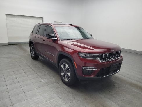 Used 2022 Jeep Grand Cherokee Limited 4xe image 13