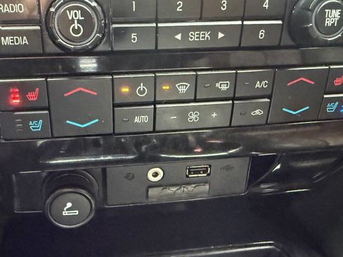 Used 2011 Ford F150 Platinum image 33