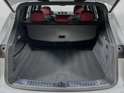 Certified 2023 Porsche Cayenne S Platinum w/ Premium Package Plus image 26