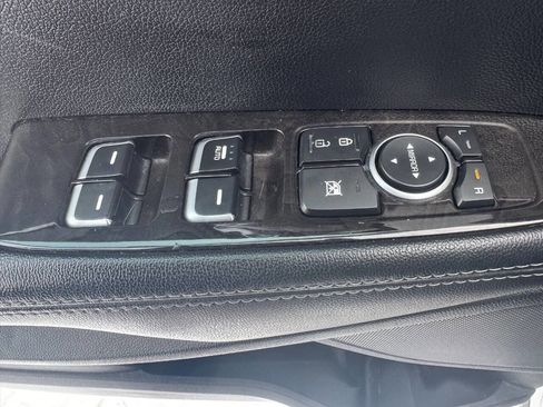 Used 2016 Kia Sorento LX w/ LX Convenience Package image 10