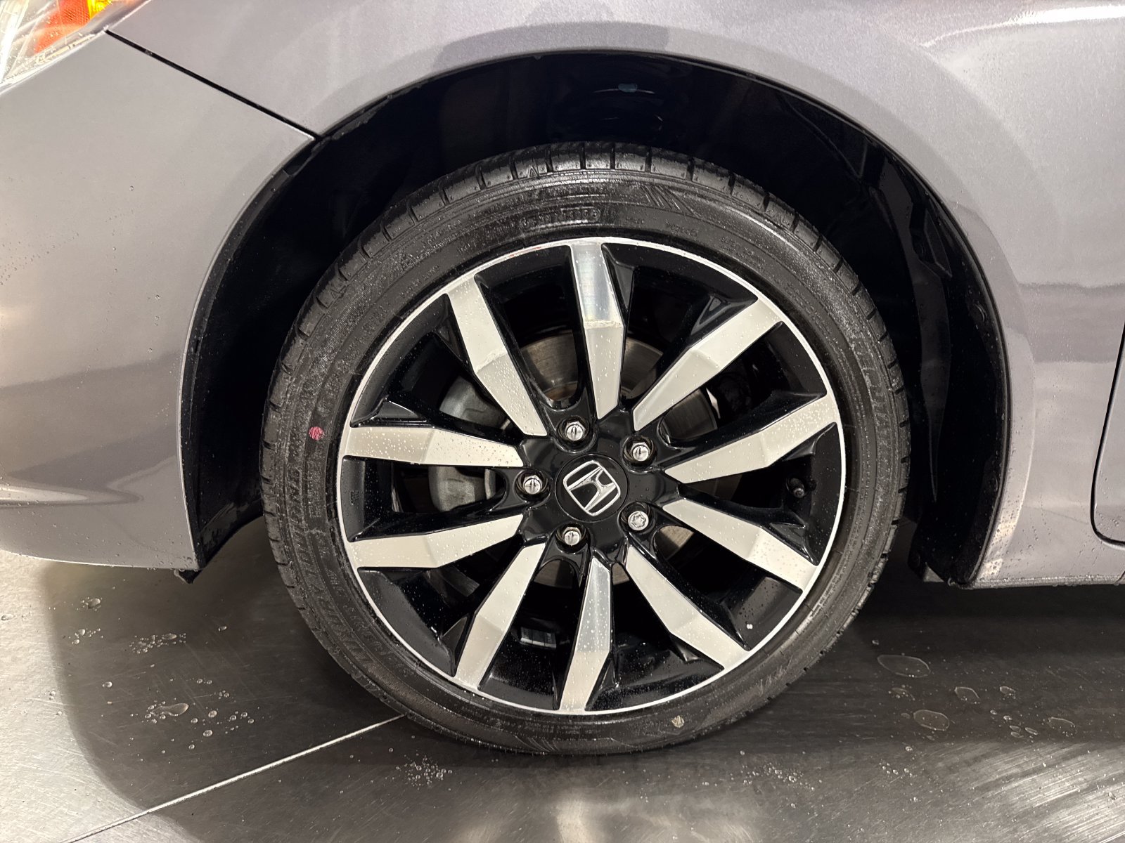 Used 2015 Honda Civic EX-L image 2