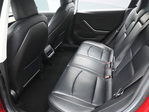 Used 2018 Tesla Model 3 Long Range RWD image 29