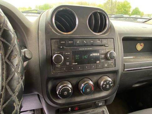 Used 2015 Jeep Patriot 4WD image 7