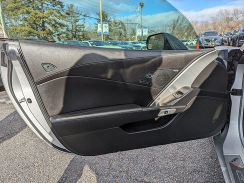 Used 2015 Chevrolet Corvette 2dr Stingray Cpe w/ 2LT Preferred Equipment Group image 11