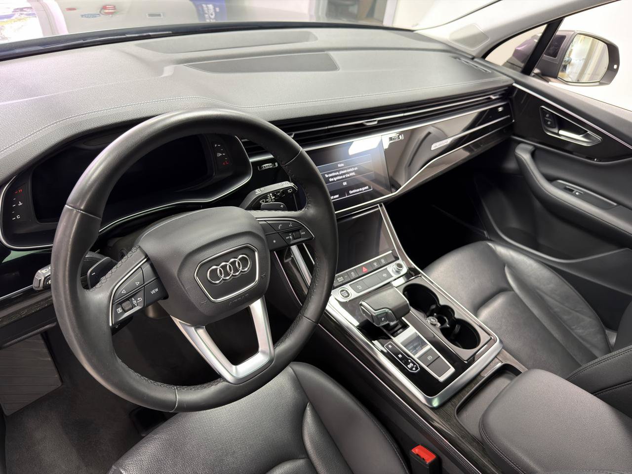 Used 2023 Audi Q7 3.0T Premium Plus AWD/4WD image 27