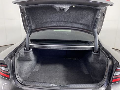 Used 2020 Dodge Charger SXT RWD image 31