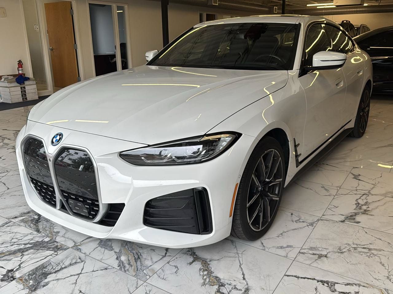 Used 2024 BMW i4 eDrive40 w/ M Sport Package RWD image 3