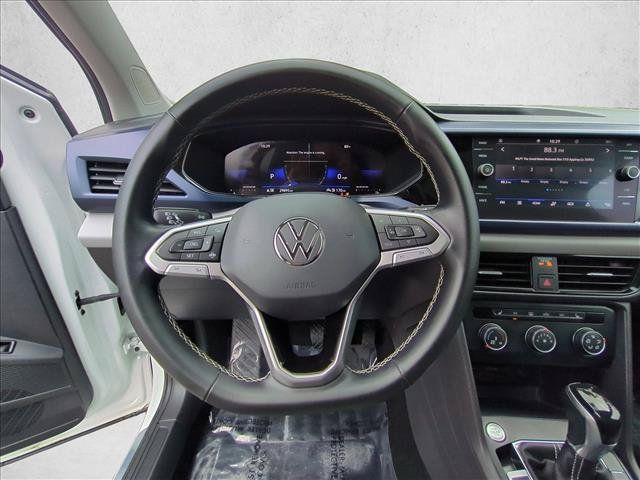 Used 2022 Volkswagen Taos SE FWD image 29