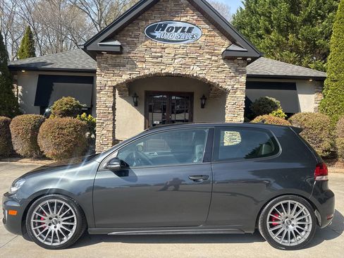 Used 2011 Volkswagen GTI 2-Door FWD image 1
