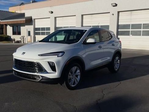 Used 2025 Buick Encore GX Preferred image 5