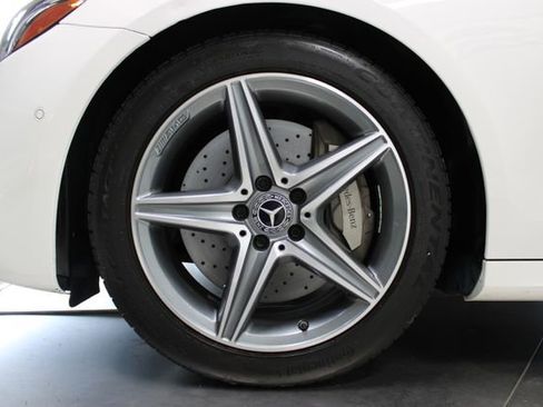 Used 2019 Mercedes-Benz E 300 image 28
