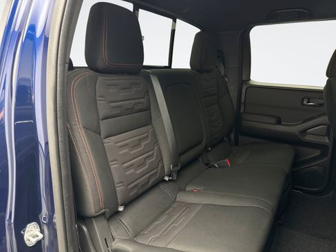 Used 2023 Nissan Frontier PRO-4X w/ Pro Convenience Package AWD/4WD image 18