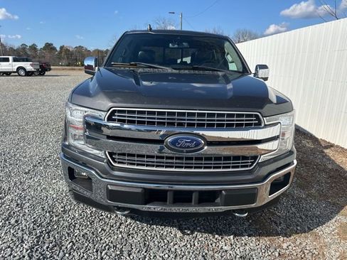 Used 2018 Ford F150 Lariat w/ Equipment Group 502A Luxury image 8