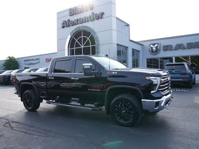 Used 2025 Chevrolet Silverado 3500 LTZ w/ LTZ Convenience Package