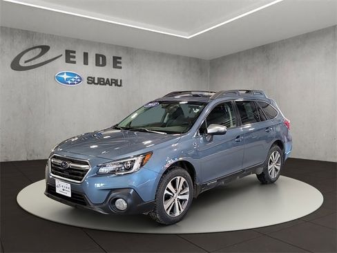 Used 2018 Subaru Outback 2.5i Limited w/ 50th Anniversary Edition image 2