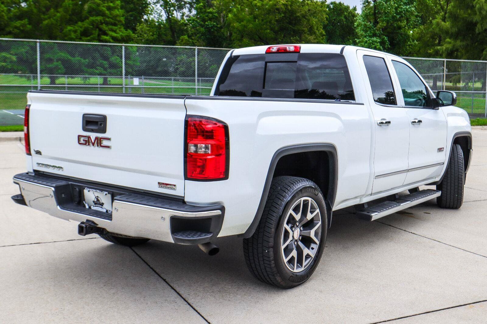 Used 2014 GMC Sierra 1500 SLT w/ All-Terrain Package AWD/4WD image 13