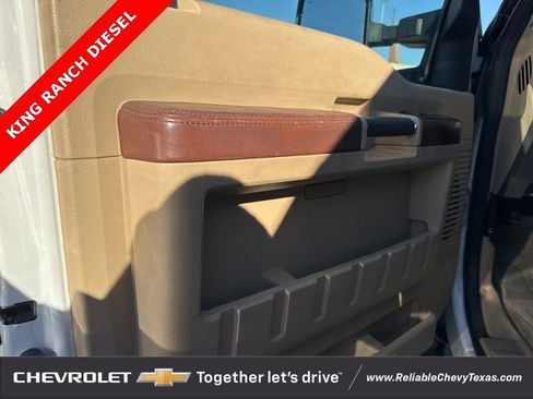 Used 2012 Ford F250 King Ranch w/ King Ranch w/Chrome Pkg image 22