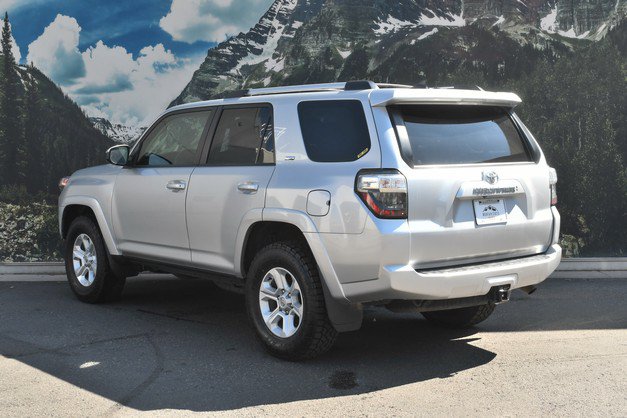 Certified 2024 Toyota 4Runner SR5 AWD/4WD image 9