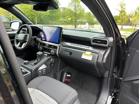 New 2026 Toyota Tacoma TRD Sport AWD/4WD image 25