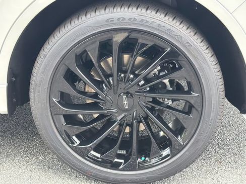 New 2026 Lincoln Aviator Reserve w/ Luxury Package AWD/4WD image 20