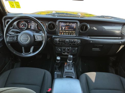 Used 2021 Jeep Gladiator Sport AWD/4WD image 10