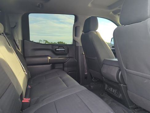 Used 2022 Chevrolet Silverado 1500 LT image 24