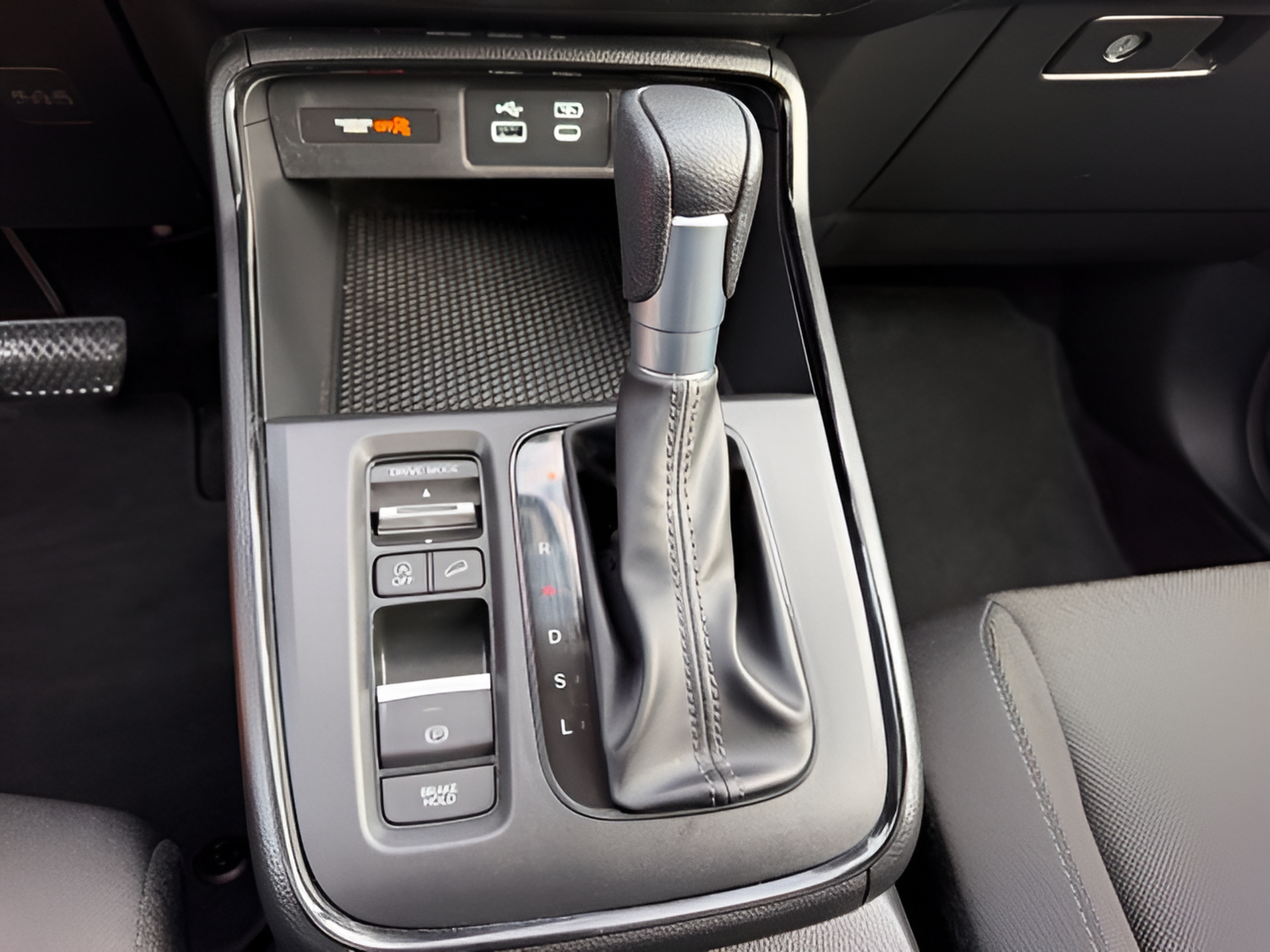 Used 2024 Honda CR-V EX image 18