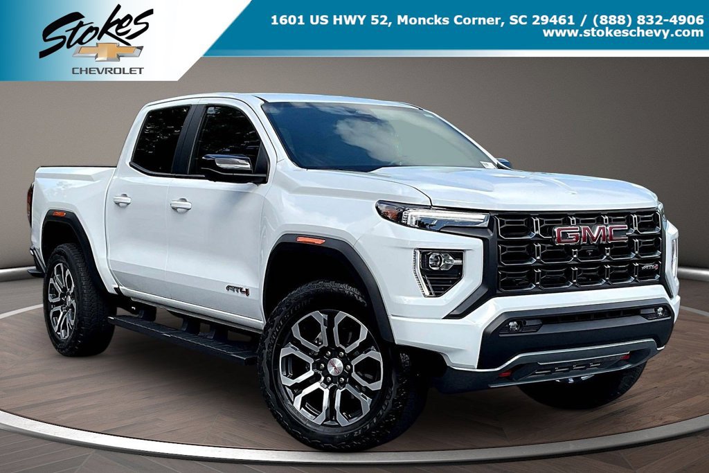 Used 2024 GMC Canyon AT4 w/ Technology Package AWD/4WD image 1