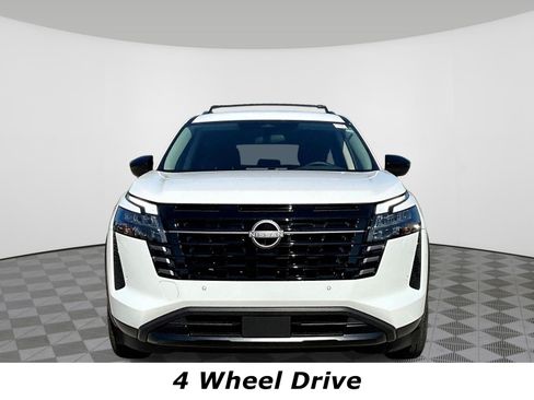 Certified 2026 Nissan Pathfinder SV AWD/4WD image 2
