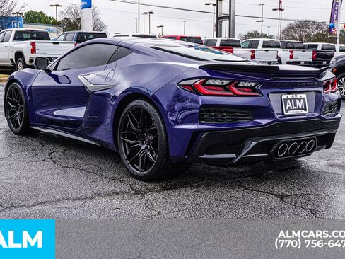 Used 2025 Chevrolet Corvette Z06 image 7