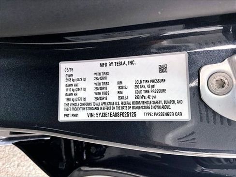 Used 2025 Tesla Model 3 Long Range image 34