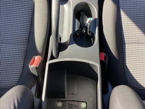 Used 2019 Hyundai Kona SE FWD image 21