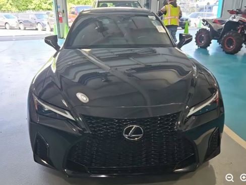 Used 2024 Lexus IS 350 F Sport RWD image 11