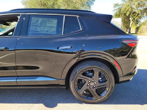 New 2026 Chevrolet Equinox EV RS image 14