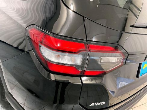 Used 2023 Honda Pilot LX image 33