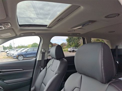 New 2025 Kia Telluride S image 7