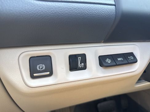 Used 2020 GMC Acadia Denali w/ Technology Package image 16