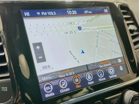 Used 2022 Jeep Grand Cherokee Laredo E image 12