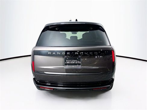 New 2025 Land Rover Range Rover Long Wheelbase SE image 6