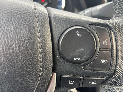 Used 2017 Toyota Corolla LE w/ Carpet Mat Package (TMS) image 8