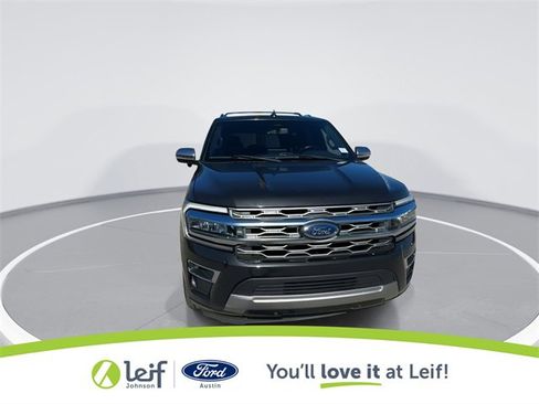 Certified 2023 Ford Expedition Platinum image 3