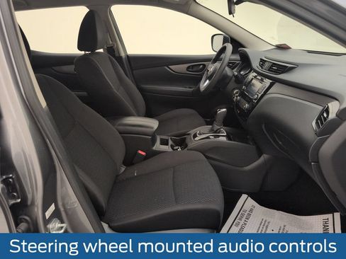 Used 2020 Nissan Rogue Sport S FWD image 15