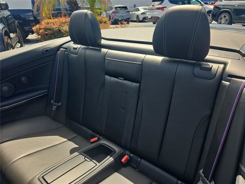 Used 2020 BMW M4 Convertible w/ Competition Package RWD image 8