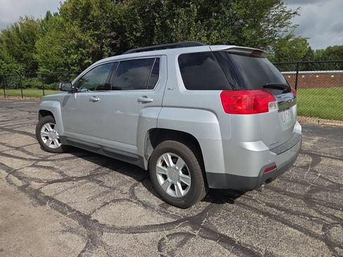 Used 2013 GMC Terrain SLT w/ Safety Package FWD image 11