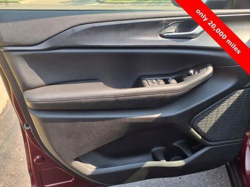 Certified 2024 Jeep Grand Cherokee Laredo X image 5